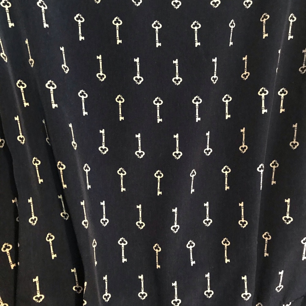 Dress with Keyhole Back - Picture 3 of 3